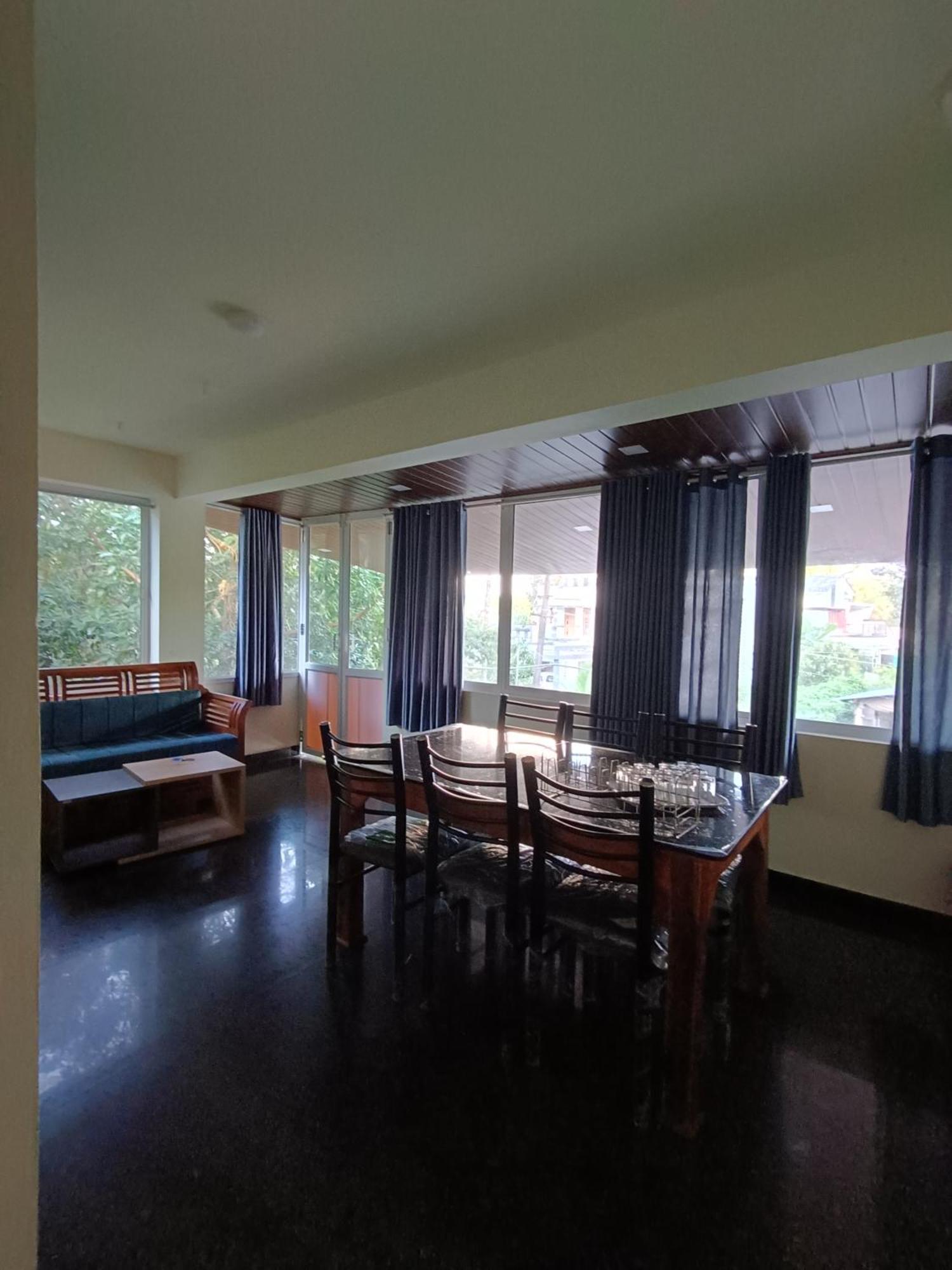 High Shine Homestay Meppādi Eksteriør bilde